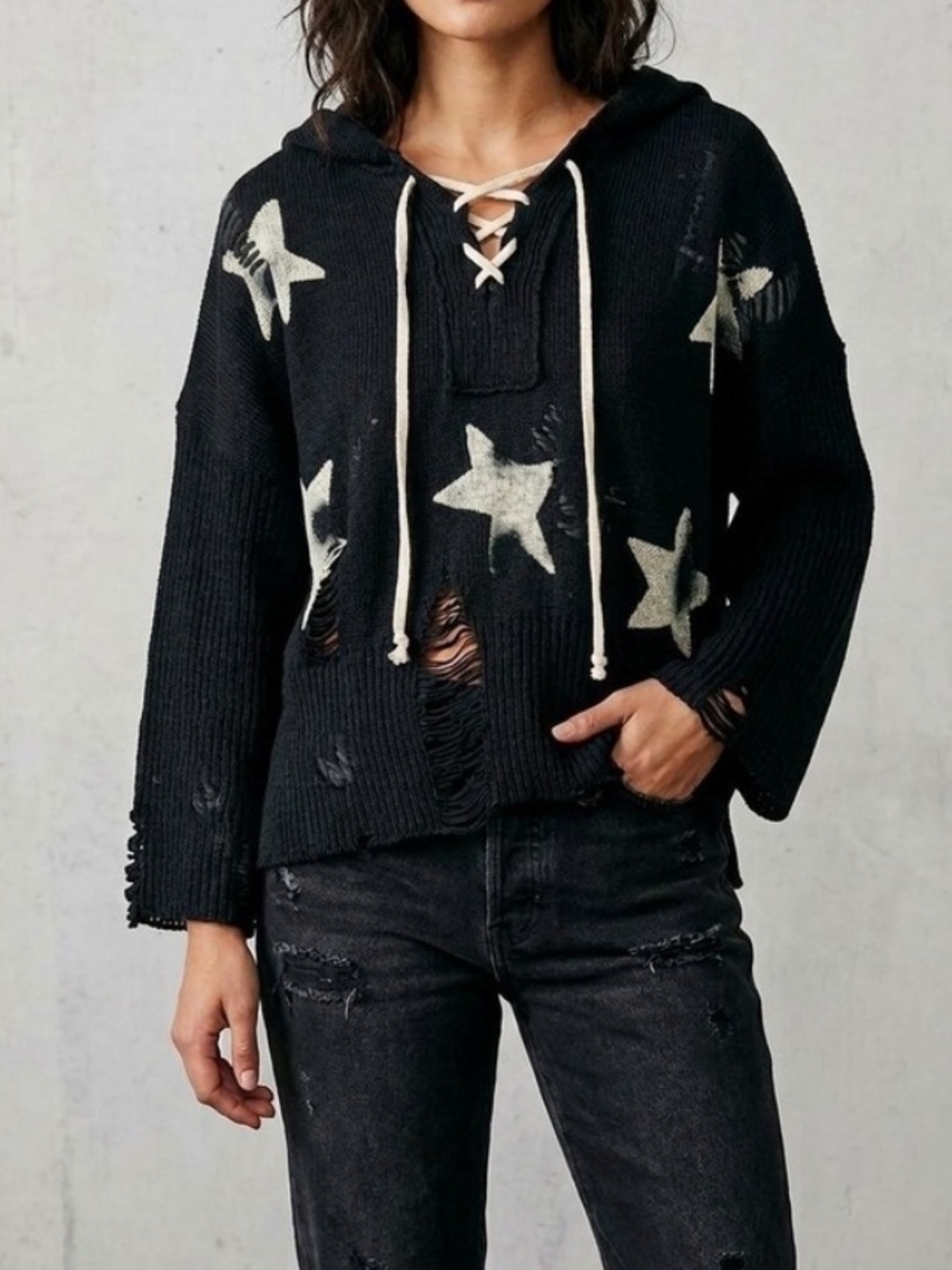 NWOT POL distressed star hoodie